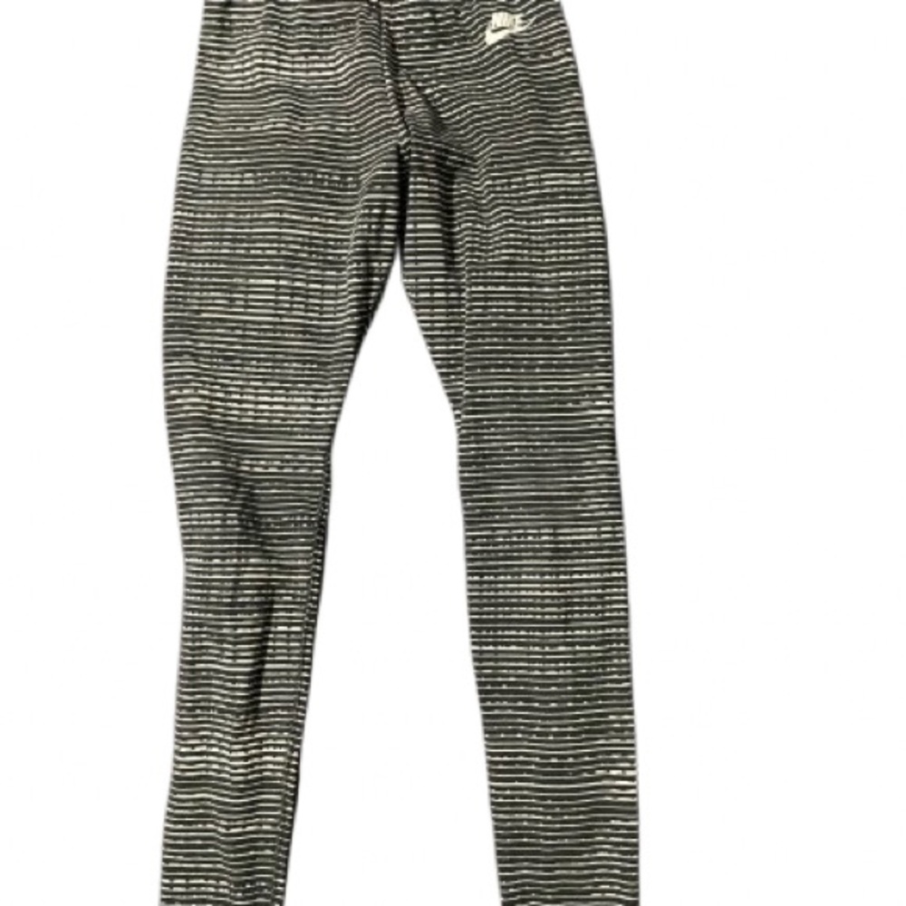 Nike Monochrome Striped Leggings